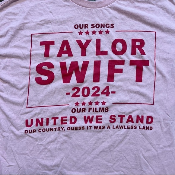 Taylor Swift 2024 Pink United We Stand Short Sleeves T Shirt Swiffies Size XL - Picture 8 of 9